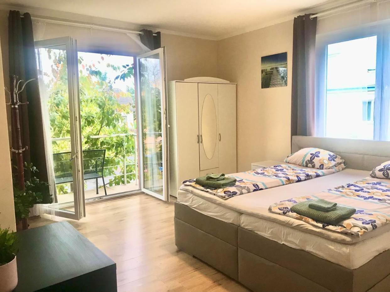 Fresh House בית הארחה *